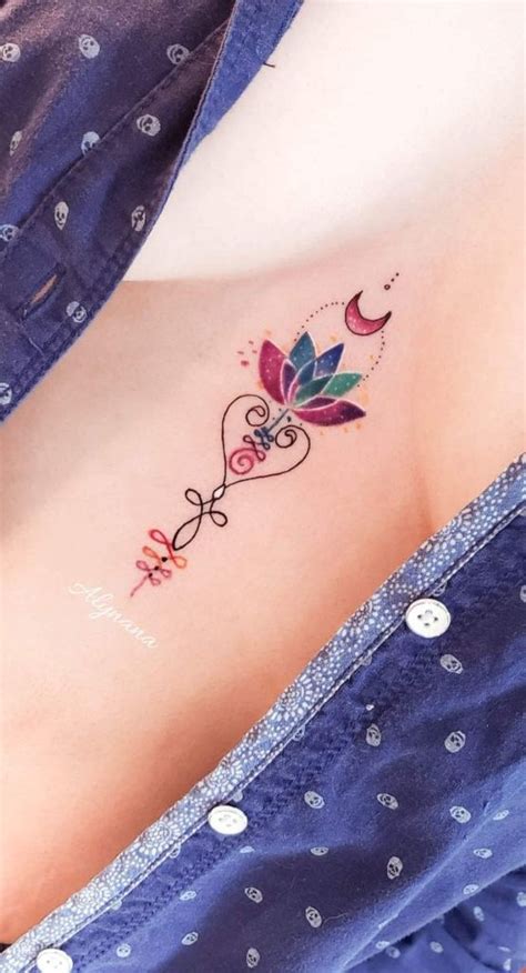 tatuajes para mujeres entre los senos|Tatuajes entre los ceno